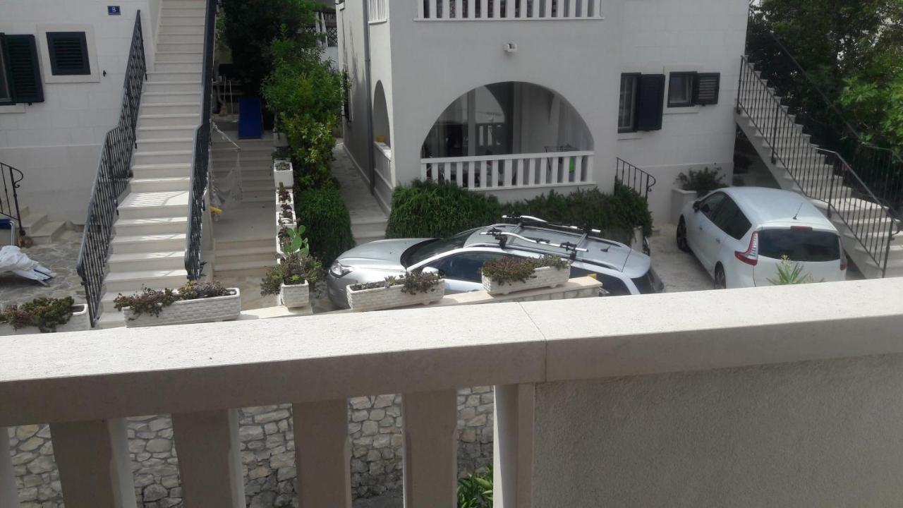 Apartments And Rooms By The Sea Sutivan, Brac - 2943 Exterior foto